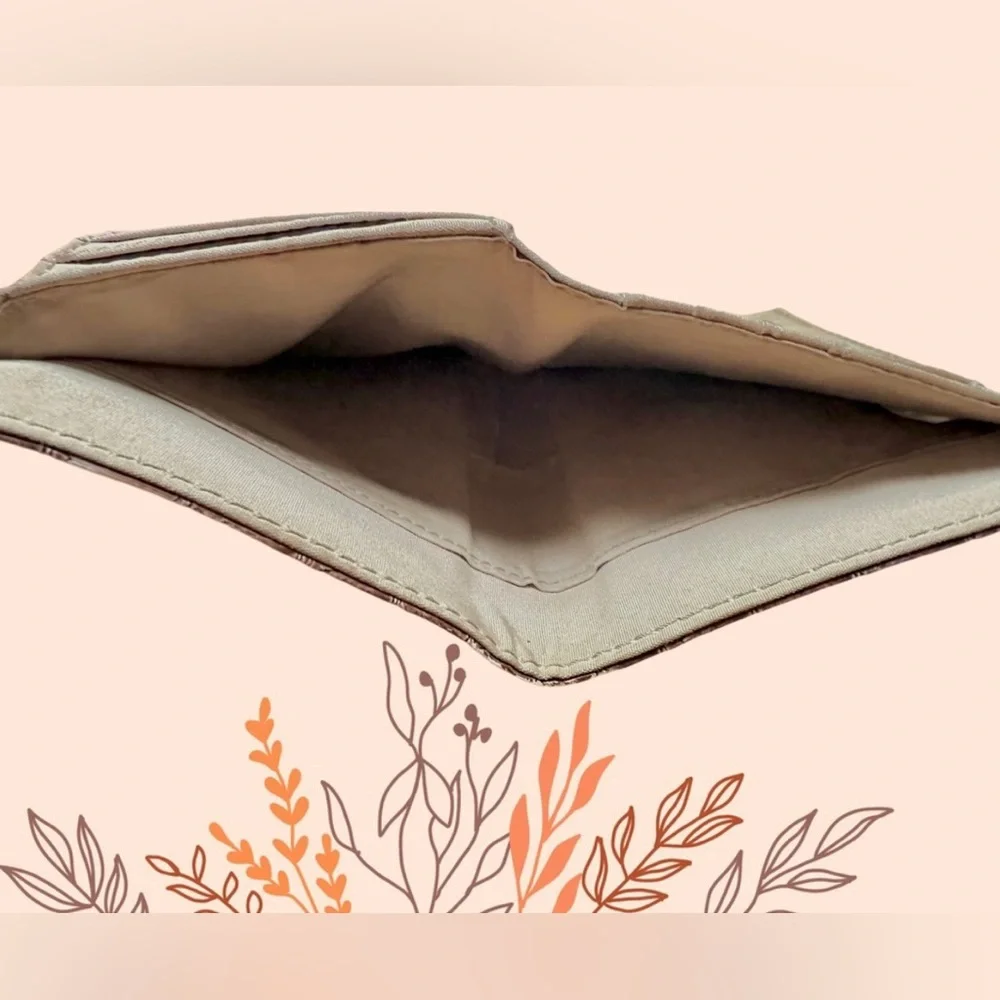 Liz Claiborne Vintage Faux Brown Crocodile Trifold Wallet - Picture 7 of 12